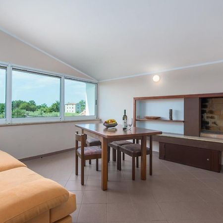 Villa Anita With Common Pool Vrvari 部屋 写真