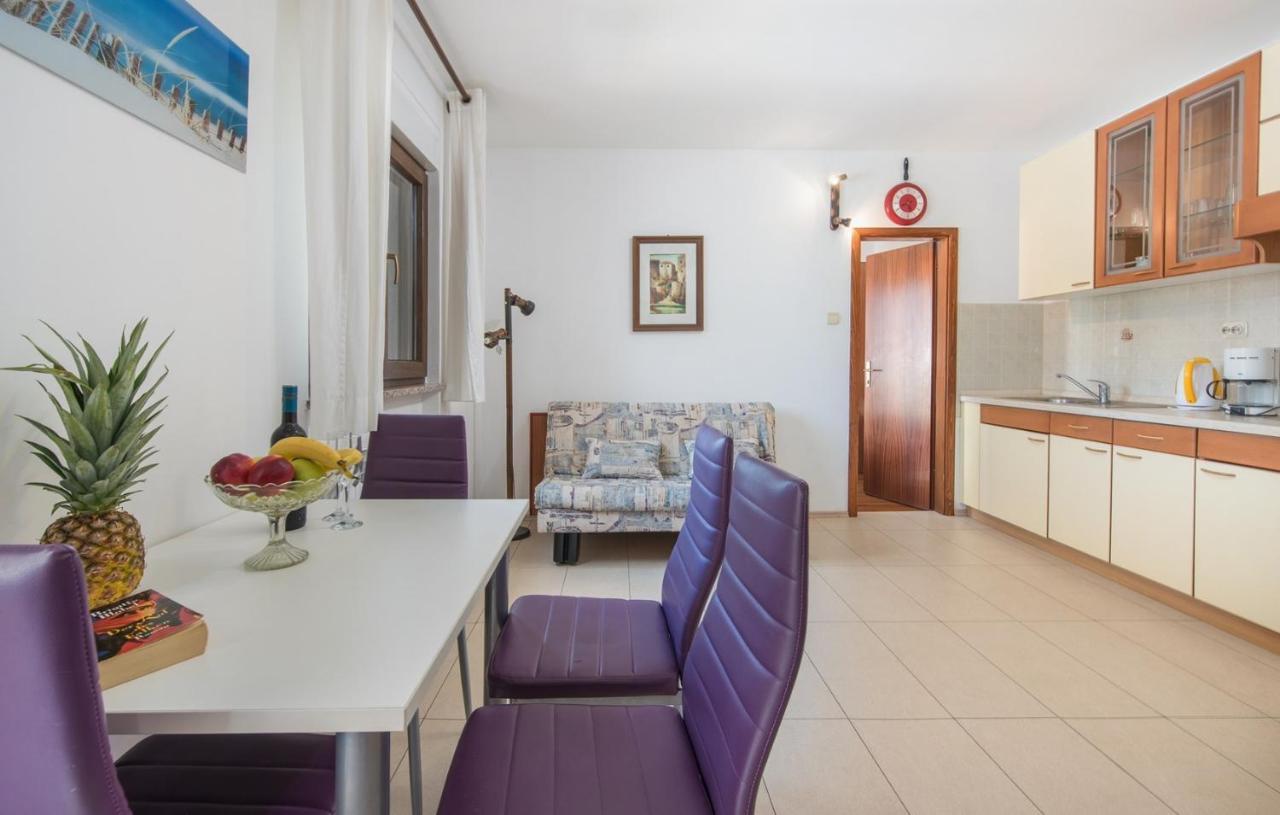 Villa Anita With Common Pool Vrvari エクステリア 写真
